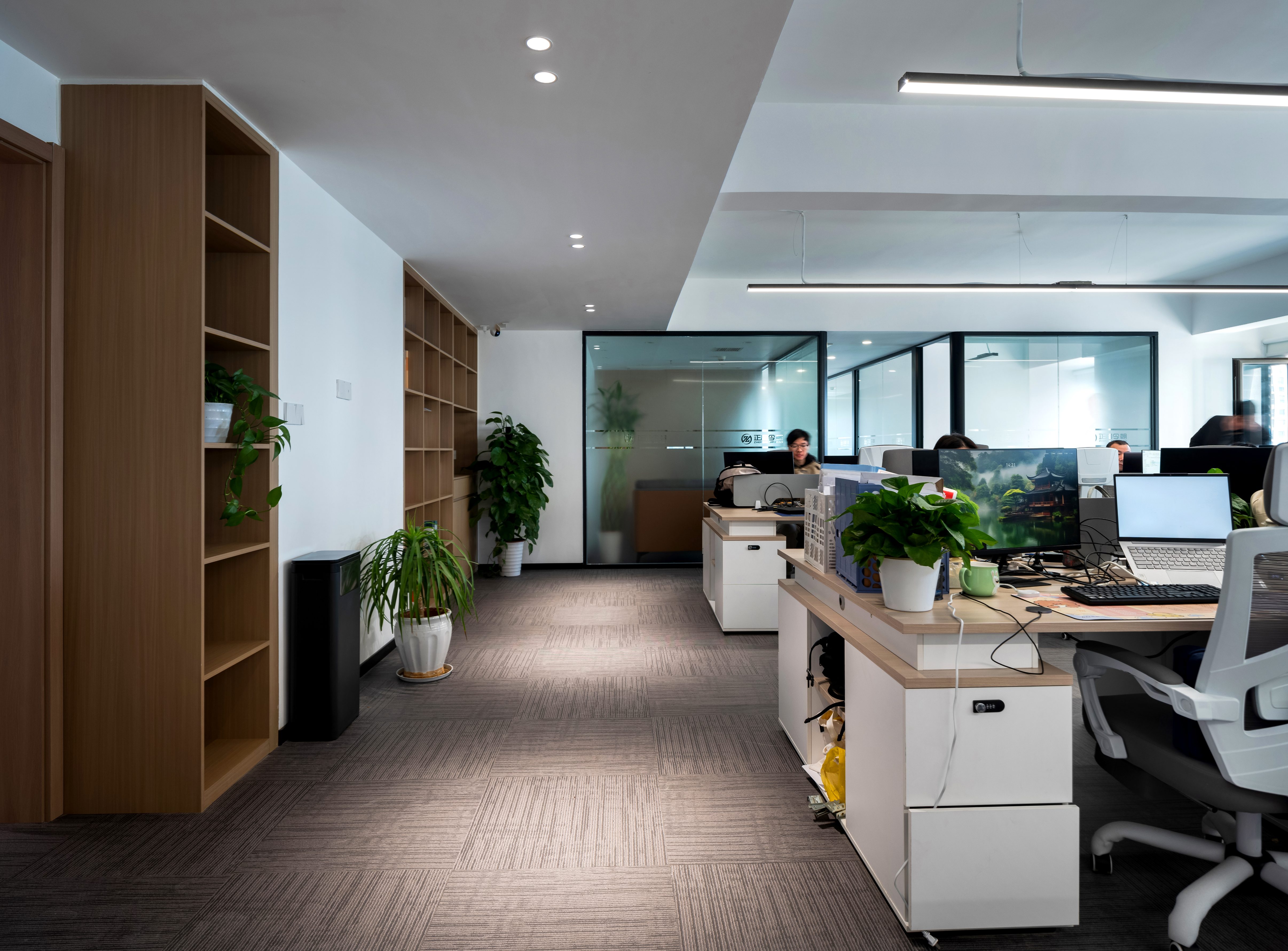 【完工項目】現在辦公空間流行這樣設計!(圖8) 15.jpg